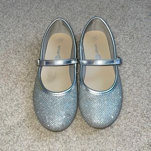 Silver Girl Flats - Size 10